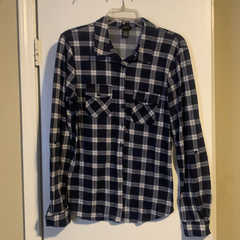 Long sleeved navy blue/white checkered collared shirt